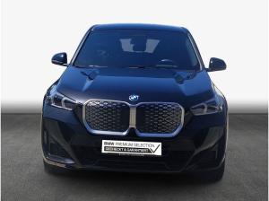 BMW iX1 xDrive30 M-Paket AHK LED H&K HeadUp