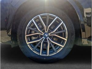 BMW iX1 xDrive30 M-Paket AHK LED H&K HeadUp