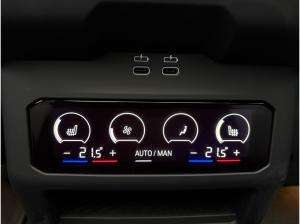 BMW M5 Touring Akrapovic H&R Yidos Alcantara Interiur