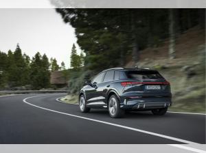 Audi Q4 e-tron 40 e-tron 150kW  s-tronic Sportsitze Kieselgrau
