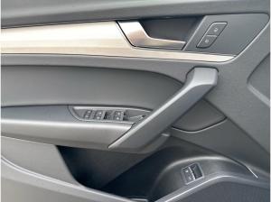 Audi Q5 50 TFSI e S line business qu. S tr. Matrix 20