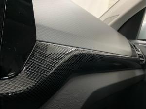 Volkswagen T-Cross LIFE 1.0TSI ACC.5J-G.KAMERA.NAVI+VC.LED.APP-C.SHZ