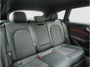 Audi A5 Avant e-hybrid quattro S tronic
