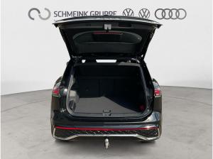 Volkswagen Tiguan R-Line 1,5 l eTSI OPF DSG AHK 360° Navi