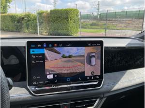 Volkswagen Tiguan R-Line 1,5 l eTSI OPF DSG AHK 360° Navi