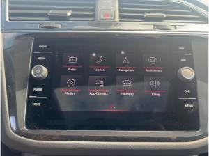 Volkswagen Tiguan 2.0 TSI DSG Eleg 4Mo Navi P-Dach AHK