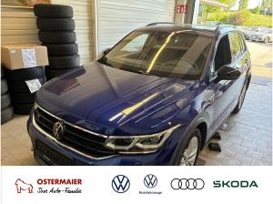Volkswagen Tiguan R BLACK STYLE 2.0TSI AKRAPOVIC.AHK.AREA-VIEW.NAVI.PANO.HUD.HARMAN
