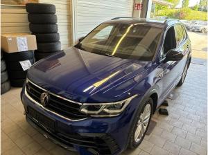 Volkswagen Tiguan R BLACK STYLE 2.0TSI AKRAPOVIC.AHK.AREA-VIEW.NAVI.PANO.HUD.HARMAN