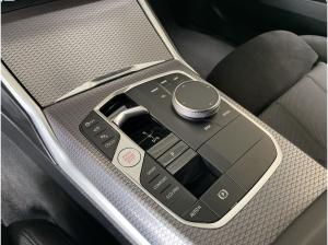 BMW 330 i xDrive Touring 1000 EUR BMW Zubehör GESCHENKT¹ M Sport