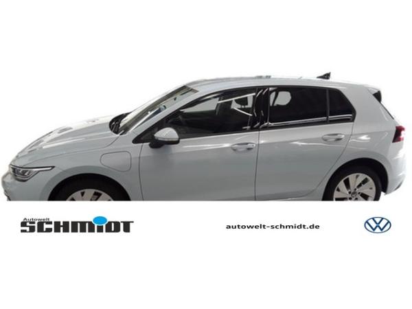 Volkswagen Golf VIII 1,5 TSI eHybrid DSG Life ACC Navi R-Kamera LED 18"