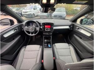 Volvo XC40 XC 40 B3 B DKG Plus Black Edition