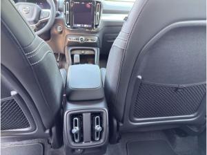 Volvo XC40 XC 40 B3 B DKG Ultra Black Edition+AHZV+LichtPak
