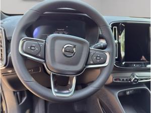 Volvo XC40 XC 40 B3 B DKG Ultra Black Edition+AHZV+LichtPak