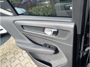 Volvo XC40 XC 40 B3 B DKG Ultra Black Edition+AHZV+LichtPak