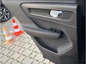 Volvo XC40 XC 40 B3 B DKG Ultra Black Edition+AHZV+LichtPak