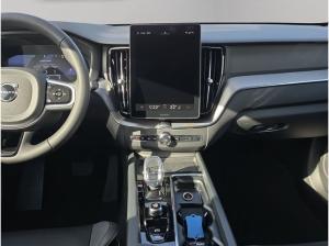 Volvo XC60 XC 60 T6 AWD Plus Black Edition+Standh+Licht-Pak