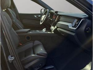 Volvo XC60 XC 60 T6 AWD Plus Black Edition+Standh+Licht-Pak