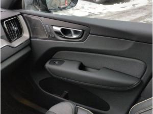 Volvo XC60 XC 60 T6 AWD Plus Black Edition+Standh+Licht-Pak