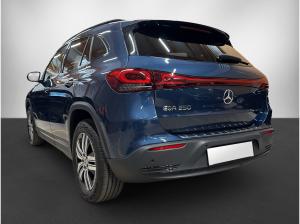 Mercedes-Benz EQA PDC/LED/SHZ/NAVI/PANO