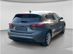 Ford Focus NAVI/LED/PDC/SHZ