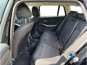 BMW 318 318i Touring  👉 AHK Driving/Parking Assistant LC+  👈