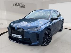 BMW ix iX M70 XDRIVE ⚡ 22" DA/PA Prof. Luftfederung AHK ⚡