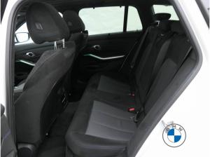 BMW 320 320d xDrive Touring 👀 M Sport 19" Pano Adaptiv LED  👀