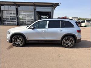 Mercedes-Benz GLB 200 Panodach+Fahrassistenzpak.+360°+KeyGo u.v.m.