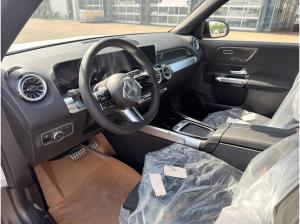 Mercedes-Benz GLB 200 Panodach+Fahrassistenzpak.+360°+KeyGo u.v.m.