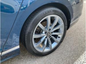 Volkswagen Passat Variant R-LINE 2.0TDI 4M DSG MATRIX.AHK.LEDER.KAMERA.NAVI.SHZG