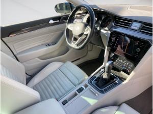 Volkswagen Passat Variant R-LINE 2.0TDI 4M DSG MATRIX.AHK.LEDER.KAMERA.NAVI.SHZG