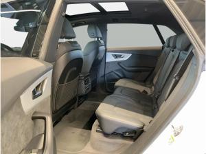 Audi Q8 SUV TFSI e quattro tiptronic S line business