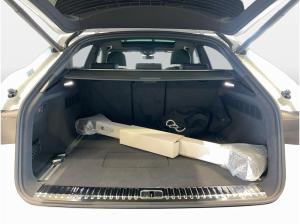 Audi Q8 SUV TFSI e quattro tiptronic S line business