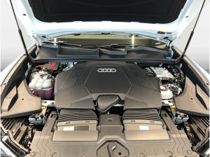 Audi Q8 SUV TFSI e quattro tiptronic S line business