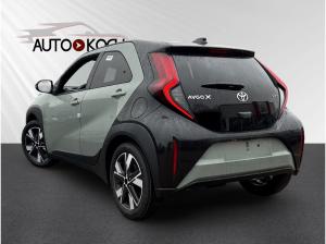 Toyota Aygo X 1.5-l-Hybrid Teamplayer CVT Sitzheizung **AKTION**