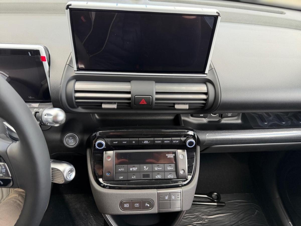 Hyundai INSTER