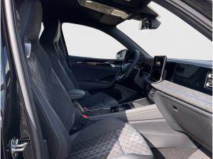 Volkswagen Tiguan R-Line 1,5 l eTSI DSG AHK 360° Navi