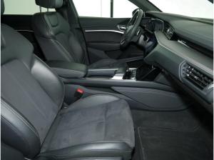 Audi Q8 e-tron 50 S line quattro AHK/ Panorama/ B&O