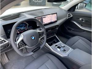 BMW 318 i Touring || AHK Keyless ACC 360° Head-Up