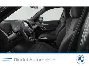 BMW X1 sDrive18i Steptronic Navi DSG Tempom.aktiv Bluetooth PDC