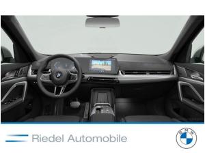 BMW X1 sDrive18i Steptronic Navi DSG Tempom.aktiv Bluetooth PDC