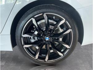 BMW 330 i xDrive Touring M Sport LiveCockpitProf LED