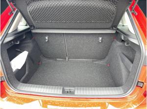 Skoda Kamiq Selection 1.0l TSI DSG AHK/NAVI/SHZ/LED