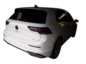 Volkswagen Golf 8 / 1.5 TSI DSG STYLE HUD AREA VIEW WINTERRDÄER GARANTIE