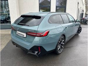 BMW 550 e xDrive Touring M Sport Pro || AHK Autobahnass 360° Sitzbelüftung (G61)