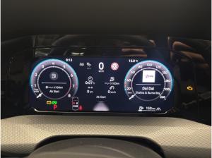 Volkswagen Golf 1,5 l eTSI DSG Style AHK+Massage+Climatronic+Kamera+ACC