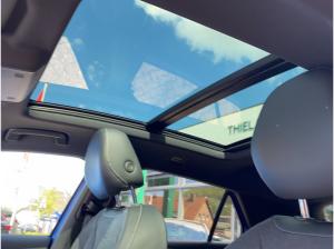 Volkswagen T-Roc 1.5 l eTSI DSG R-Line AHK+Pano+Harman