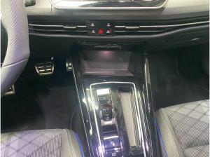 Volkswagen Golf 1,5 l eTSI DSG R-Line AHK+Climatronic+LED+SHZ+Kamera