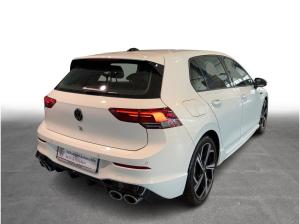Volkswagen Golf VIII R 2.0TSI DSG 4x4 NAVI PDC LED+