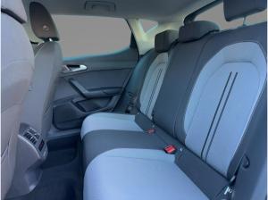 Seat Leon 1.5 eTSI Road Edition DSG ACC Kamera Navi